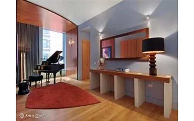 Rented by Douglas Elliman | media 40