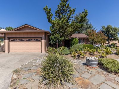 210 Healdsburg Avenue, Cloverdale, CA, 95425