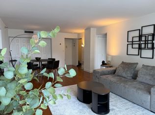 20505 E Country Club Dr APT 236, Aventura, FL 33180