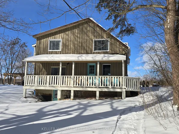 34 Captains Dr, Prince Edward County, ON K0K 2T0