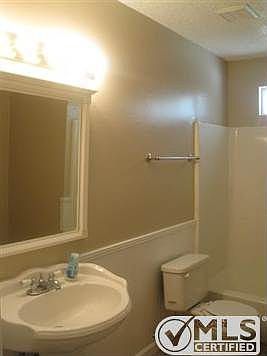 5th image of 33 Dogwood Dr #3