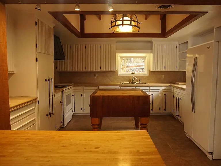 24542 Strand Dr — Photo 28