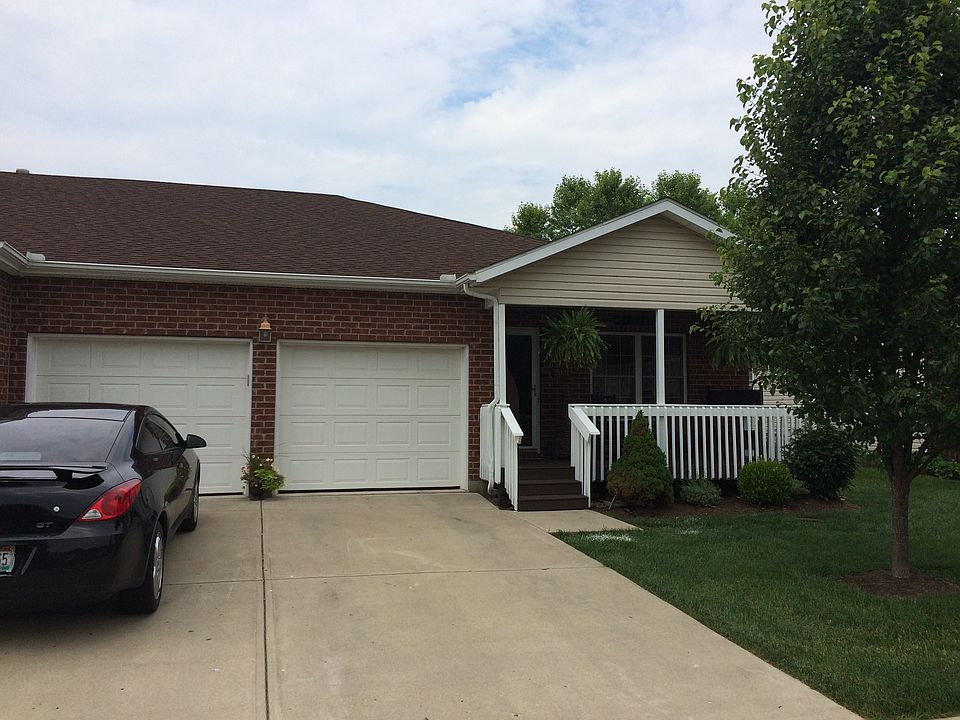 2nd image of 3021 Greentree Dr