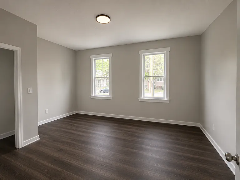 2186 W 81st St — Photo 5