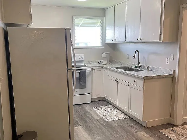 485 Waianuenue Avenue - 1 — Photo 4