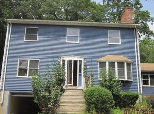 38 Hesper St, Saugus, MA 01906