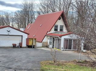 7173 County House Rd, Auburn, NY 13021