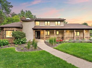 8030 Somerset Rd, Woodbury, MN 55125