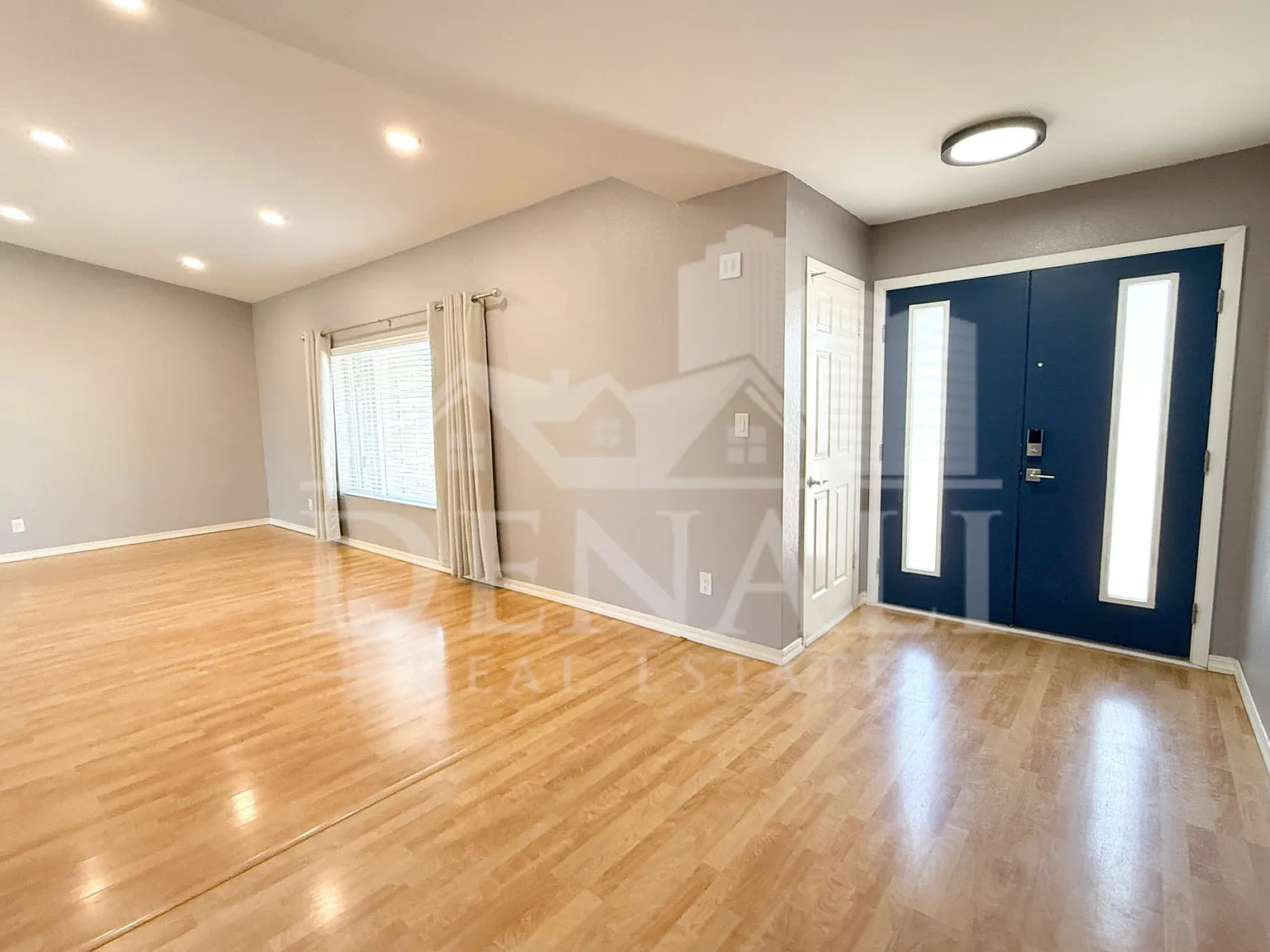 4 bed, 3.0 bath, 2415 sqft, $3,195 — Photo 4