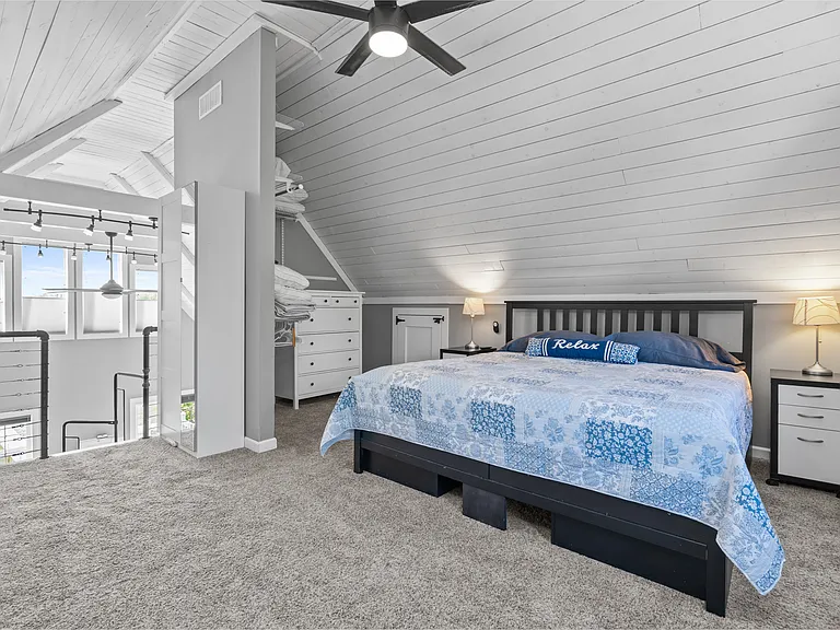 11478 E Shore Dr — Photo 50