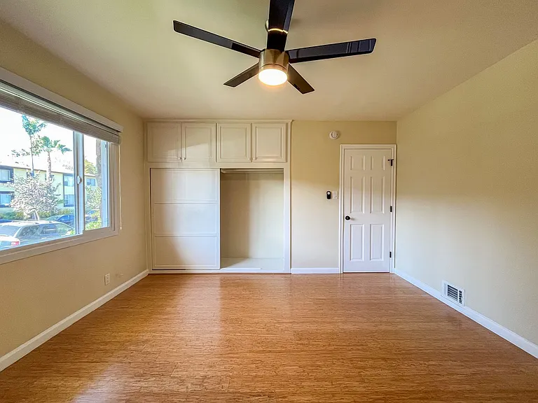 3910 Coco Ave — Photo 60