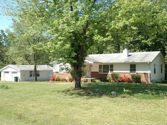 1st image of 8850 Desmond Dr