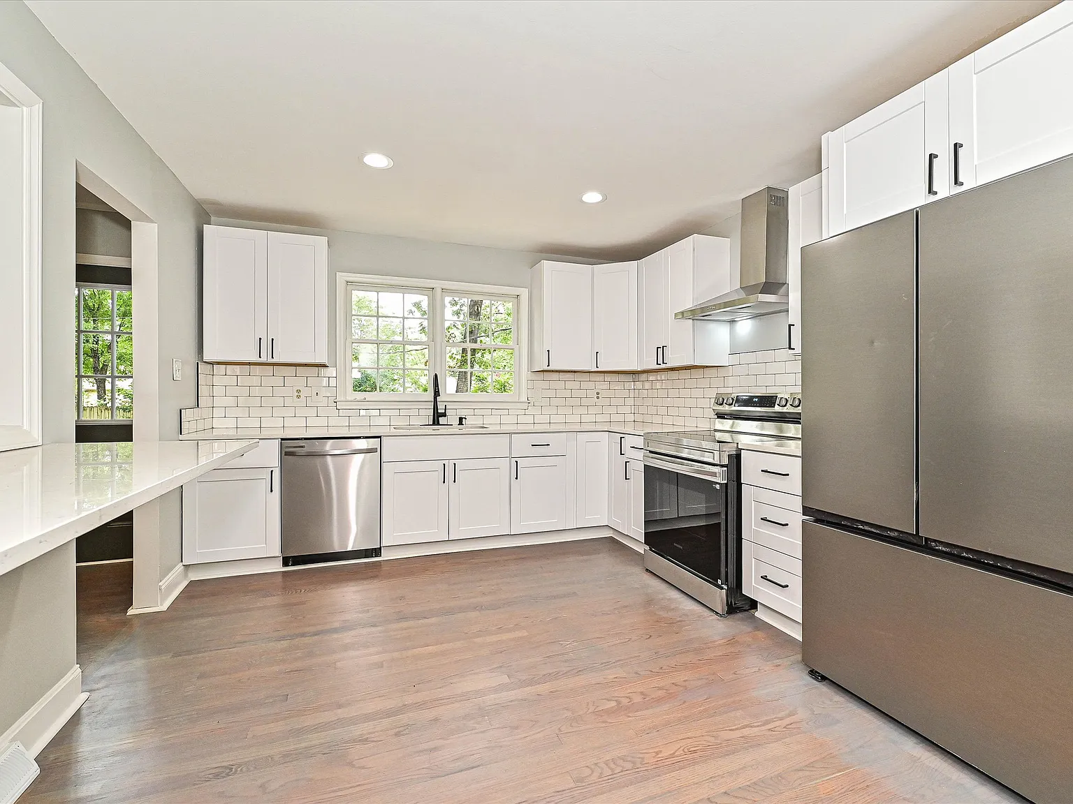 3 bed, 1741 sqft, $3,750 — Photo 3