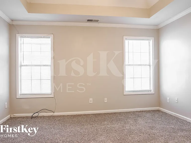 120 Grayview Ct — Photo 9