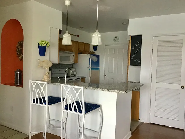 1110 Villagio Cir #206 — Photo 5