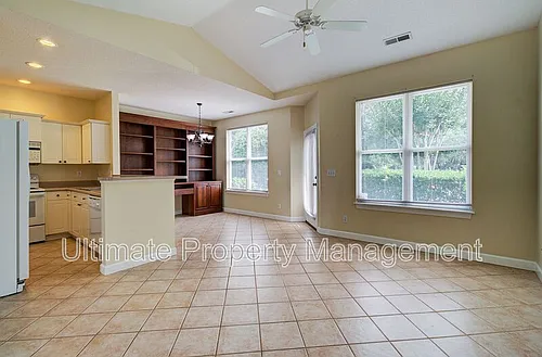 321 S Kerr Ave Photo 1