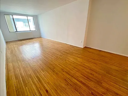 Rented by J PRESTON AND ASSOCIATES INC | media 8