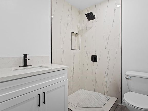 3rd image of 442 E 118th St #444-1/2