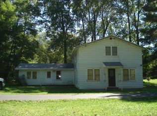 W5177 Stark Rd, Shawano, WI 54166