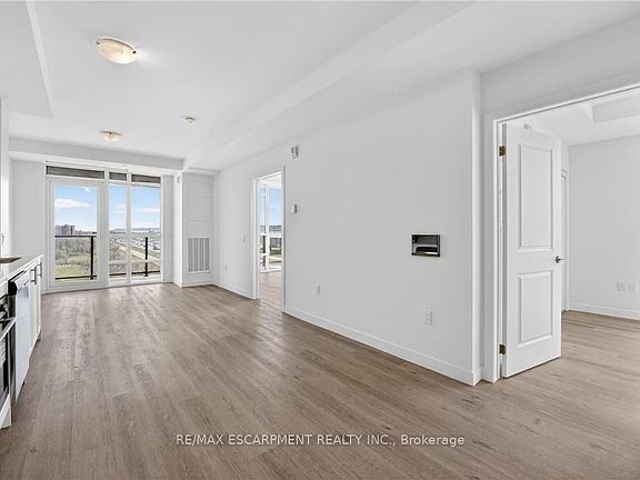 5th image of 461 Green Rd #718