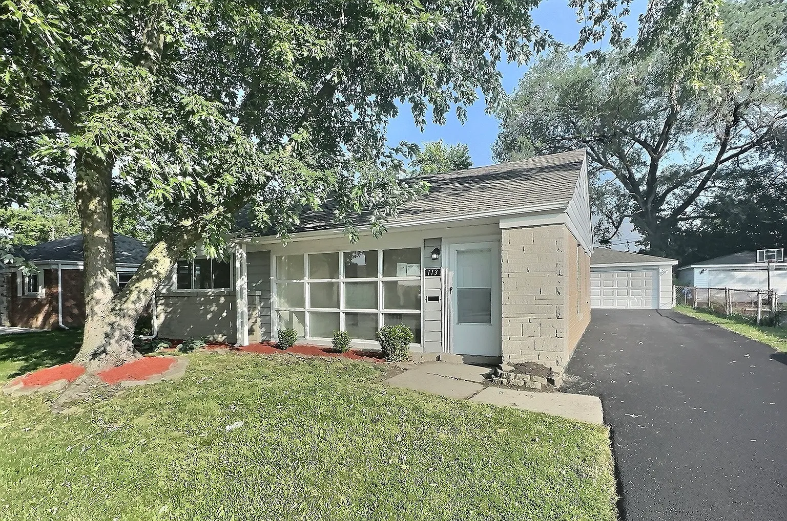 113 Peach St photo 1