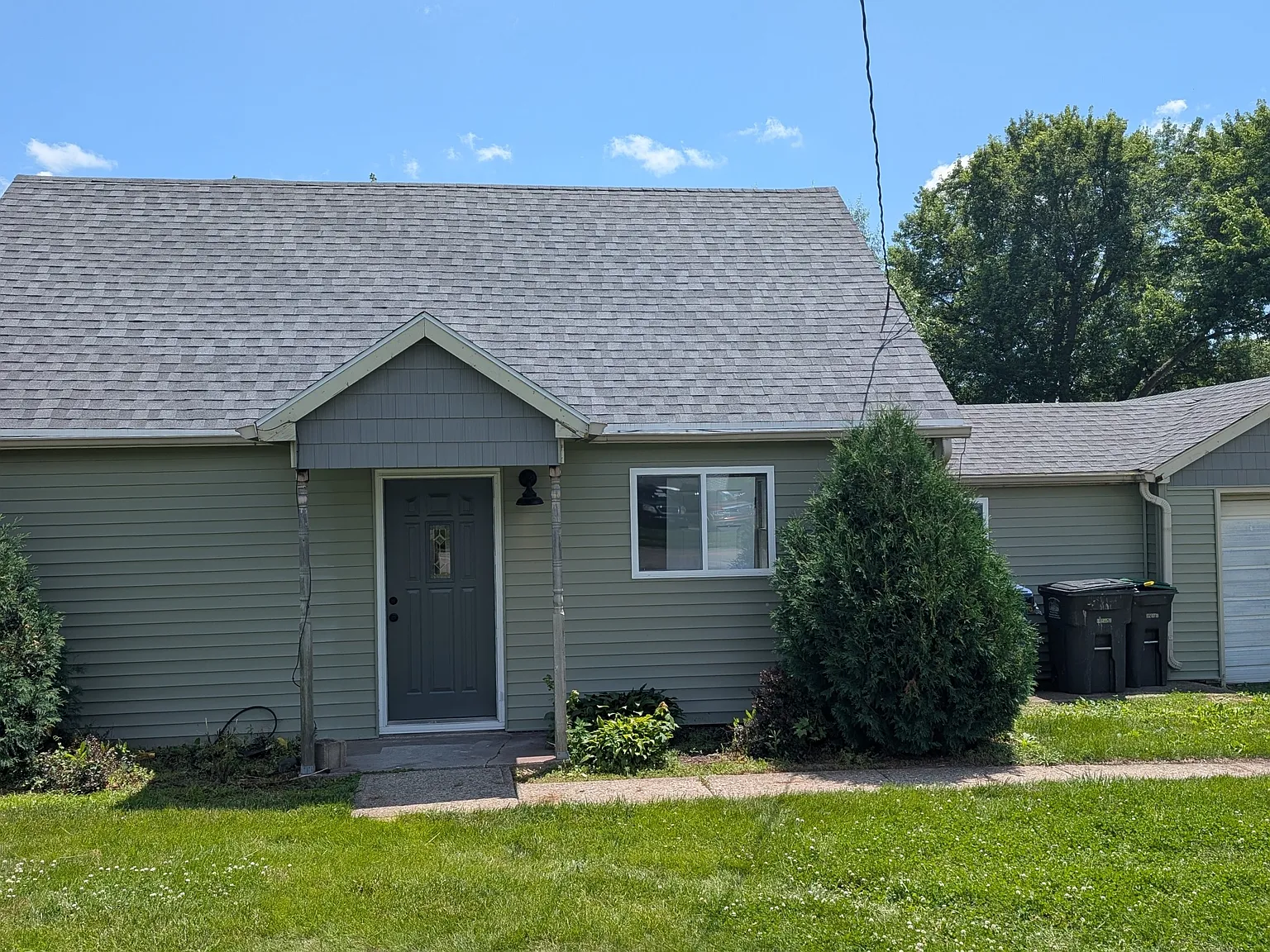 1602 Army Post Rd — Photo 1