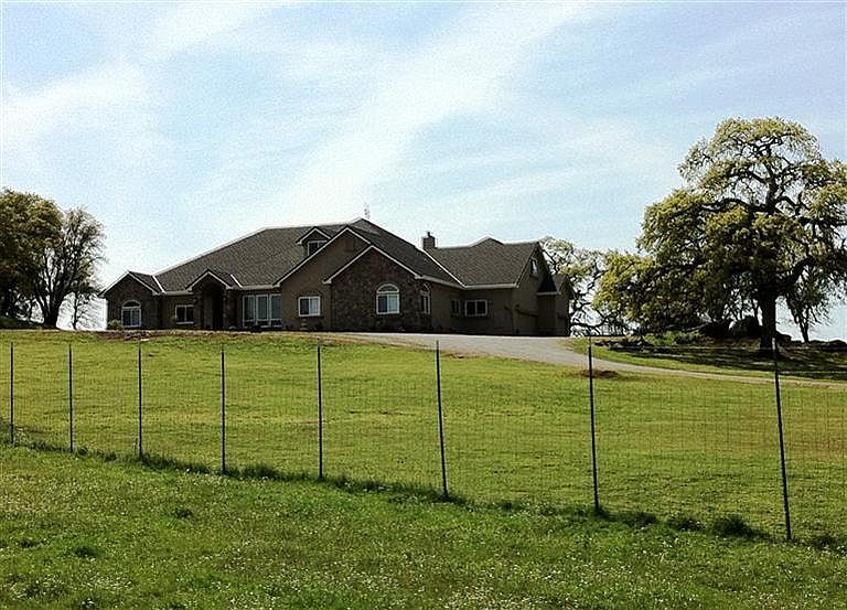 1st image of 4030 Lakeview Dr