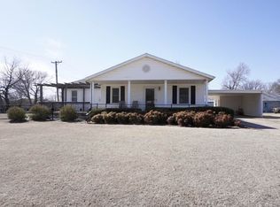 809 N 13th St, Perry, OK 73077