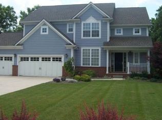 1651 W Avon Rd, Rochester Hills, MI 48309