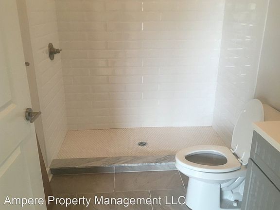 3rd image of 2021-35 N Front St #310