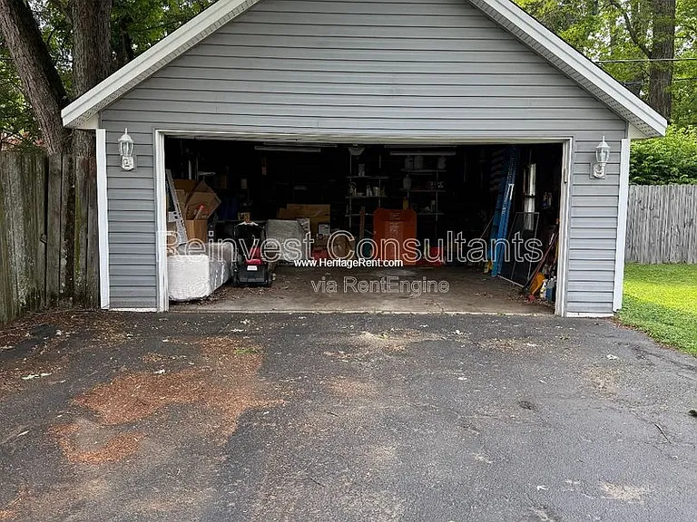 3833 Isabella Ave — Photo 11