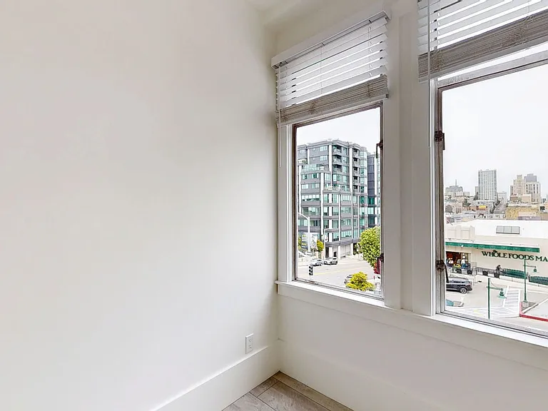 1801 California St #304 — Photo 14