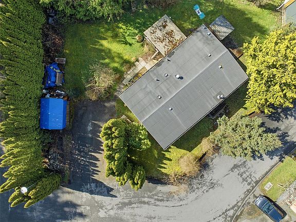 3rd image of 2615 Otter Point Rd #11