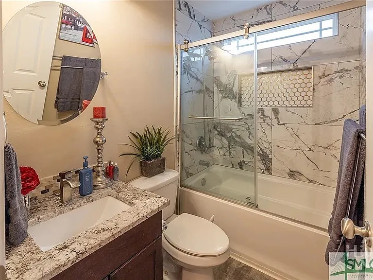 146 Chapel Lk S — Photo 18