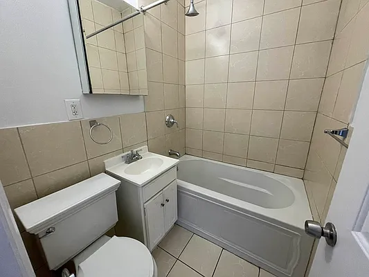 Rented by REAL New York | media 11