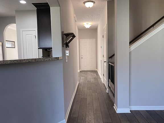 5th image of 1703 Bellamy Ln