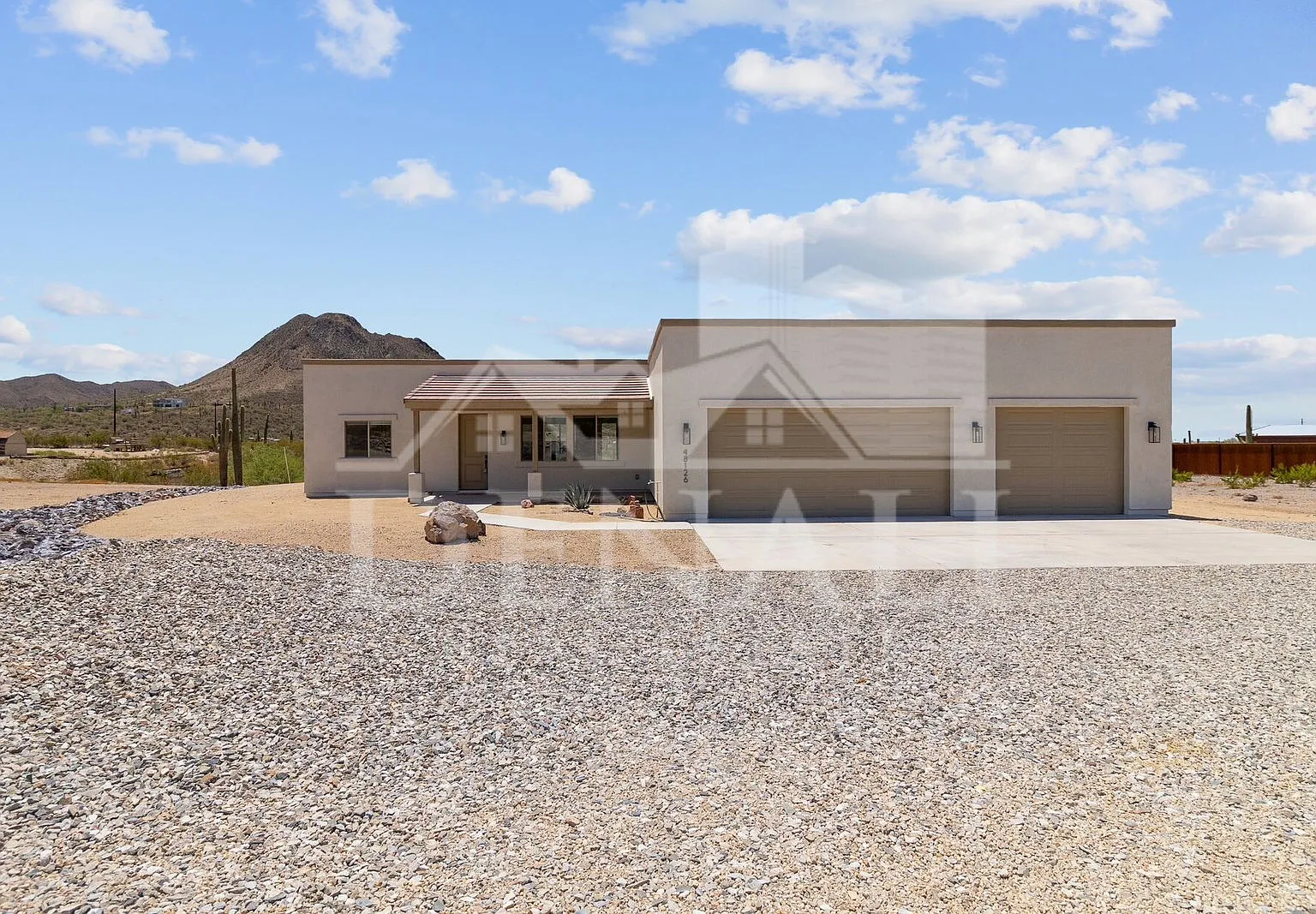 3 bed, 2.0 bath, 1881 sqft, $3,000 — Photo 1