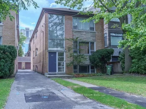 47 Heath St E, Toronto, ON M4T 1S2