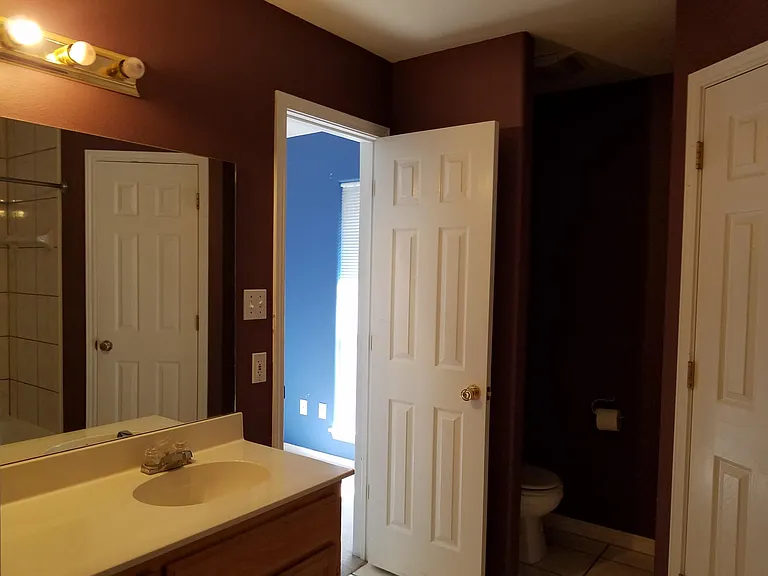 3926 Duke Ln — Photo 9