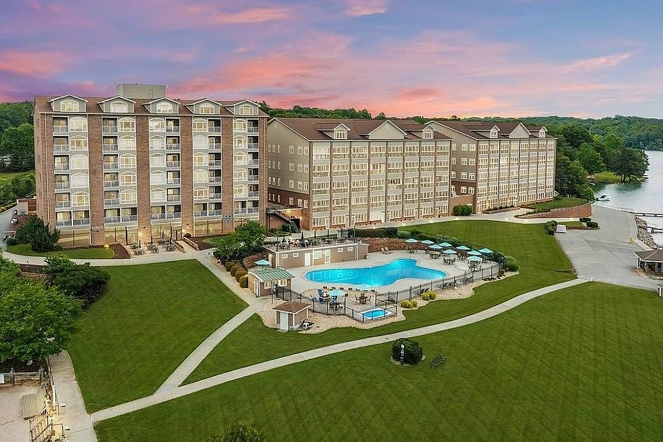 1245 Graves Harbor Trl 2103, Huddleston, VA 24104 Zillow