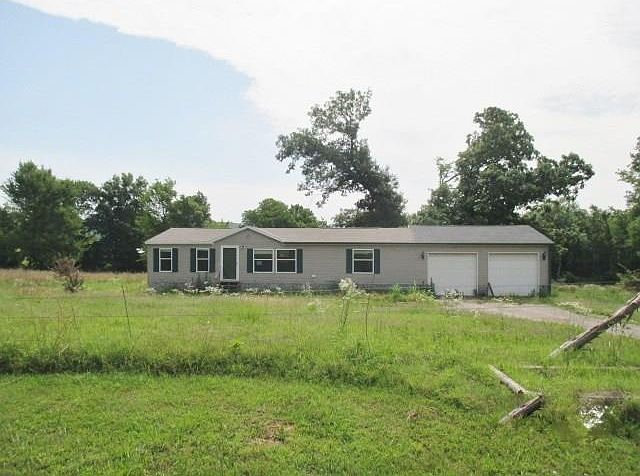 1st image of 8922 Equestrian Dr