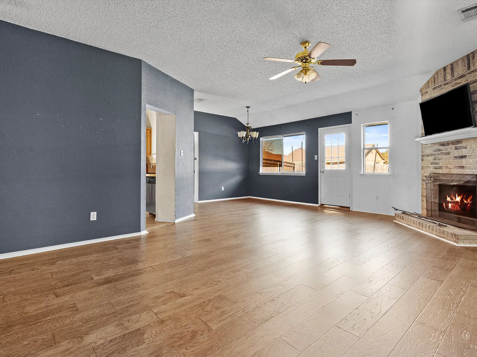4 bed, 1587 sqft, $1,750 — Photo 3
