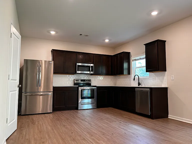 3037 Mimms Trail Rd — Photo 2
