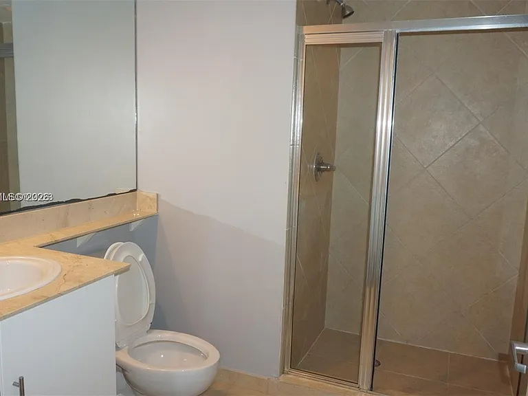 325 Biscayne Blvd #2022 — Photo 7