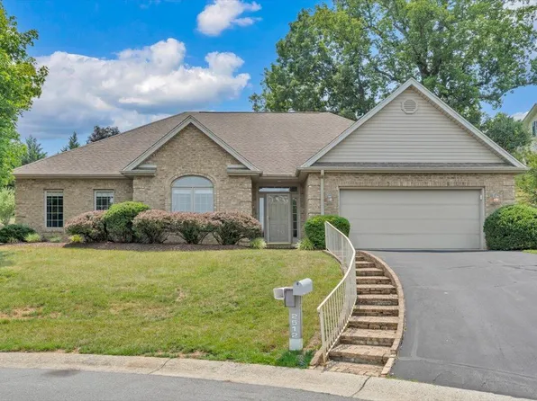 2512 Oak Ridge Ln, Salem, VA 24153