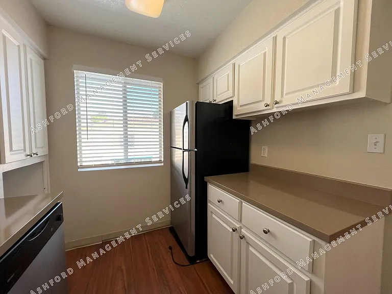 7141 N 16th St #227 — Photo 14