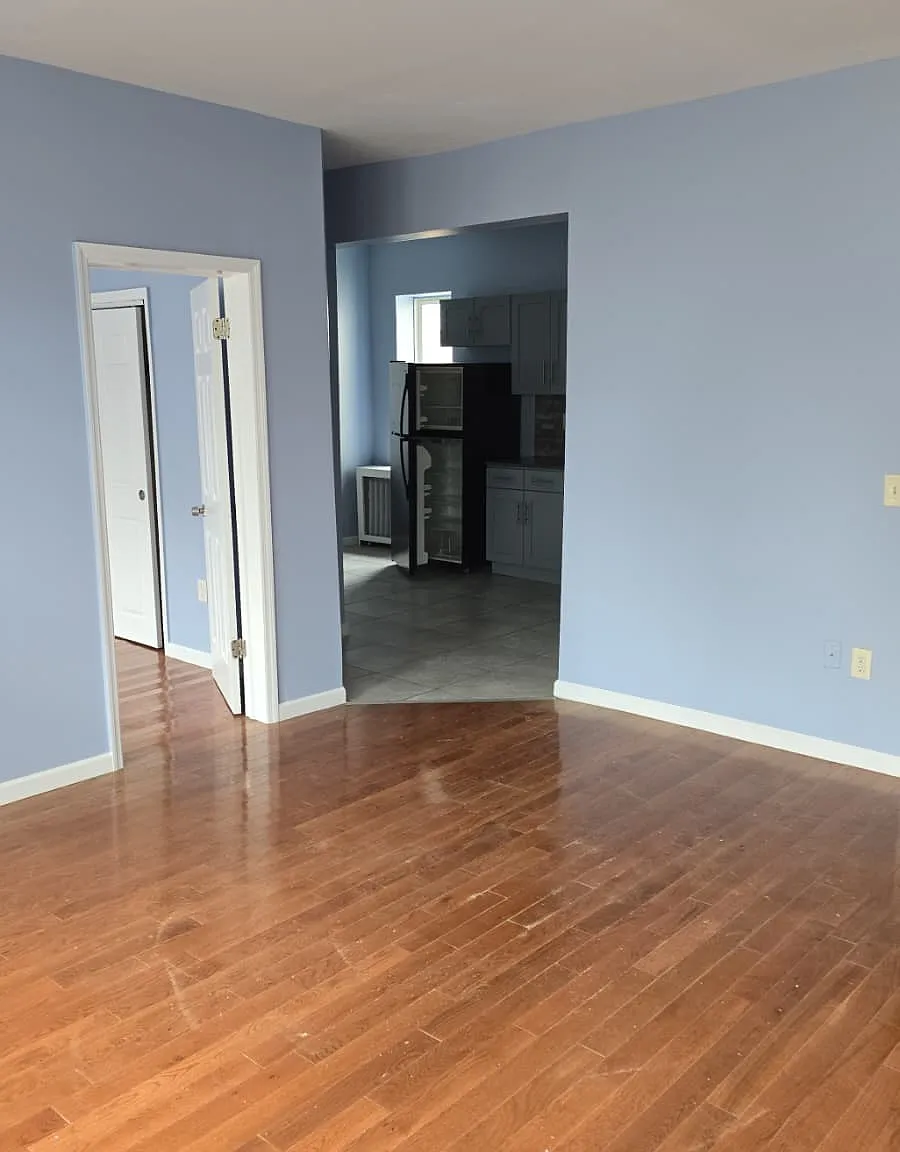 2 bed, $1,900 — Photo 4