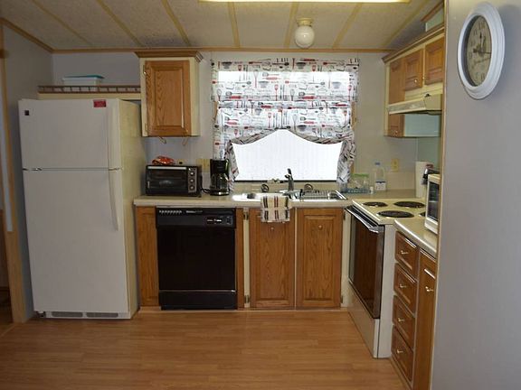 5th image of 179 Tara Ln
