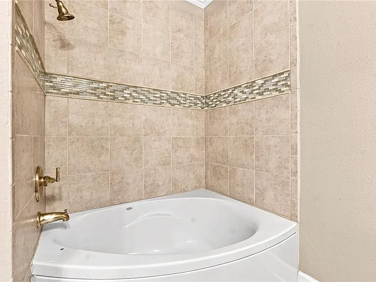 2865 Lenox Rd NE #210 — Photo 22