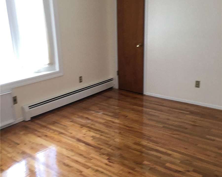 2nd image of 143-35 Ash Ave #1